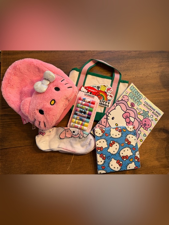 Hello Kitty Accessories - Hello Kitty bundle